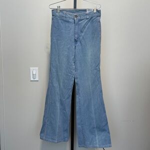 Vintage 1970’s Women's Wide Leg Bell Bottom Jean by Disco Jeans Size 30” Waist